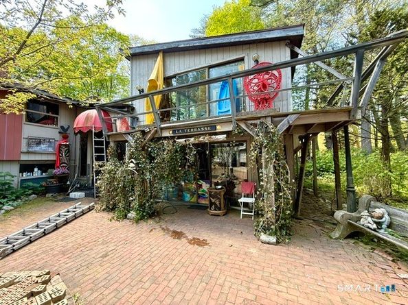 27 Huckleberry Lane, Weston CT 06883