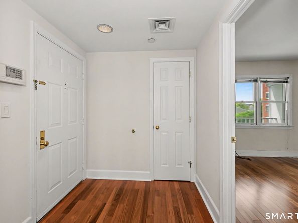 43 Harbor Drive 311, Stamford CT 06902