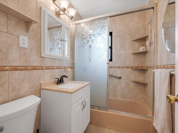 4200 Herkimer Place 6C, Bronx NY 10470