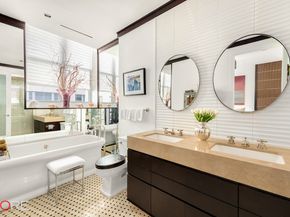 141 Fifth Avenue 11D, New York NY 10010