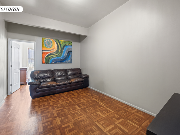 564-566 Grandview Avenue, Queens NY 11385