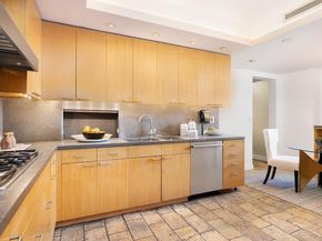 133 East 64th Street 7A, New York NY 10065