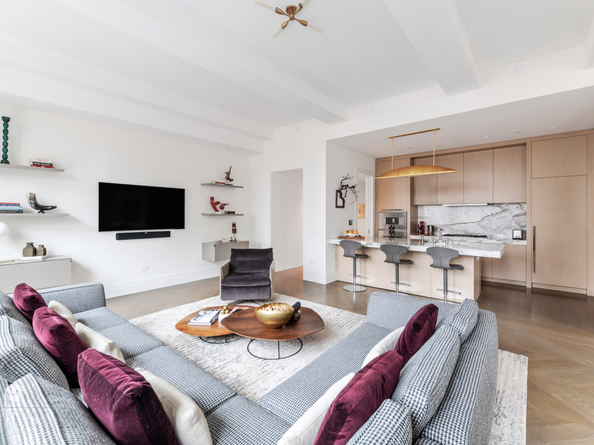212 5th Avenue 12A, New York NY 10010