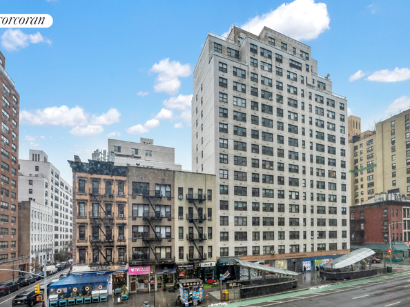 233 East 69th Street 3L, New York NY 10021