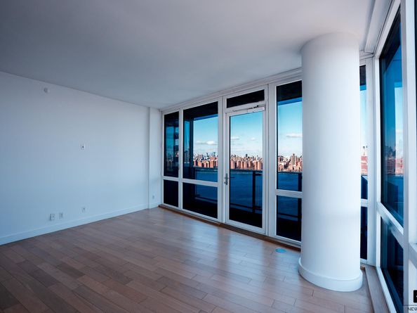 22 North 6th Street 20D, Brooklyn NY 11249