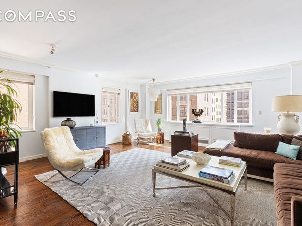 135 East 71st Street 9D, New York NY 10021
