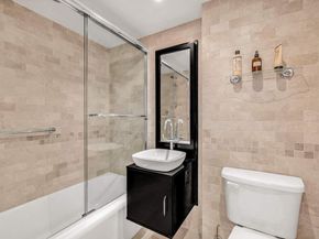 169 East 69th Street 19A, New York NY 10021