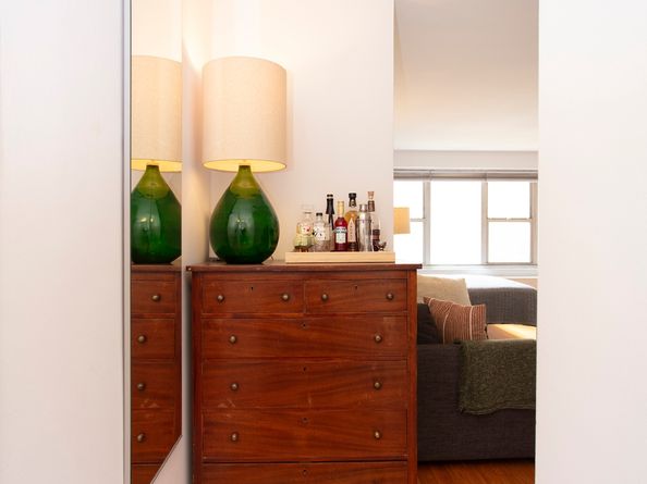 69 5th Avenue 5A, New York NY 10003