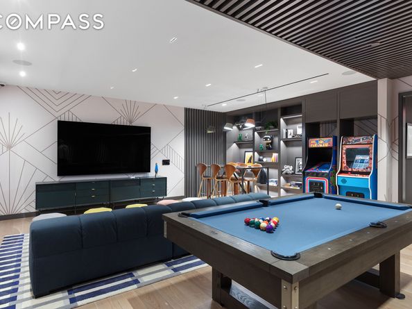 310 East 86th Street 4B, New York NY 10028