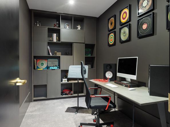 310 East 86th Street 4B, New York NY 10028