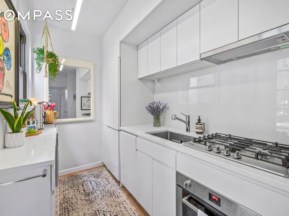 140 West 58th Street PHA, New York NY 10019