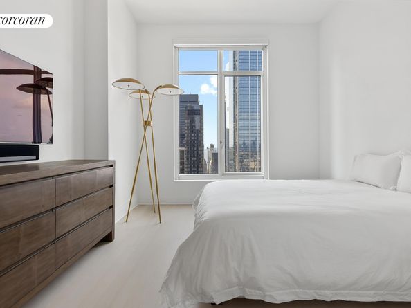 30 Park Place 51E, New York NY 10007