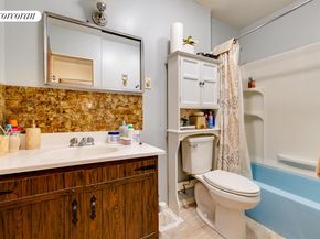 137-17 160th Street, Queens NY 11434