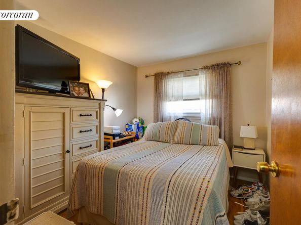 137-17 160th Street, Queens NY 11434