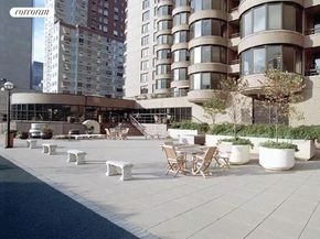 330 East 38th Street 50F, New York NY 10016