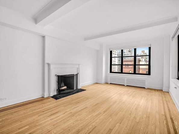 235 East 22nd Street 10C, New York NY 10010