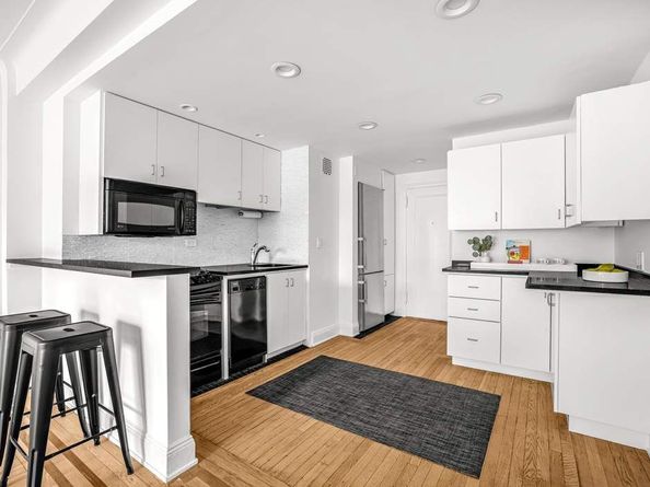 235 East 22nd Street 10C, New York NY 10010