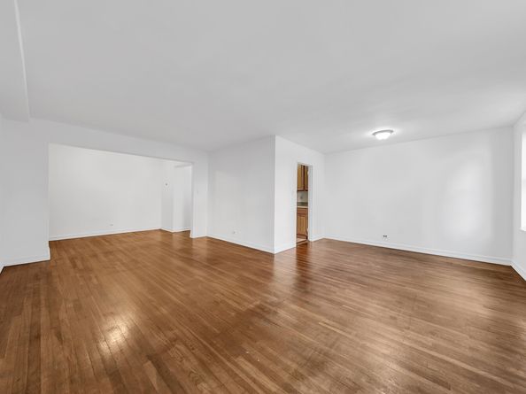 100 Bank Street 2B, New York NY 10014