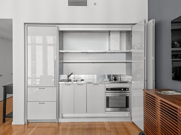 18 West 48th Street 22A, New York NY 10036