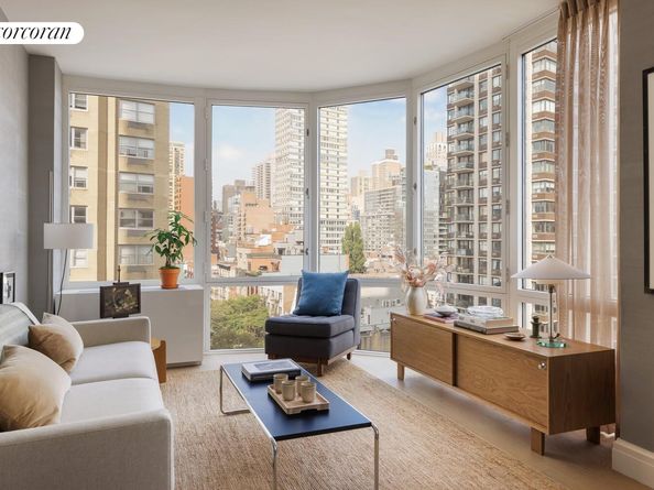 400 East 84th Street 11D, New York NY 10028