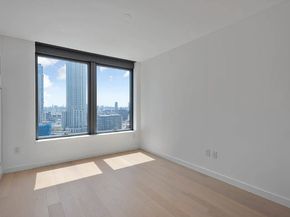 3 Court Square 2509, Queens NY 11101