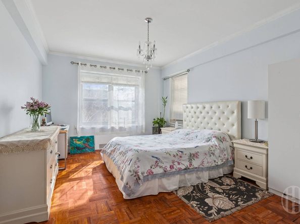 63-33 98th Place 6Q, Queens NY 11374