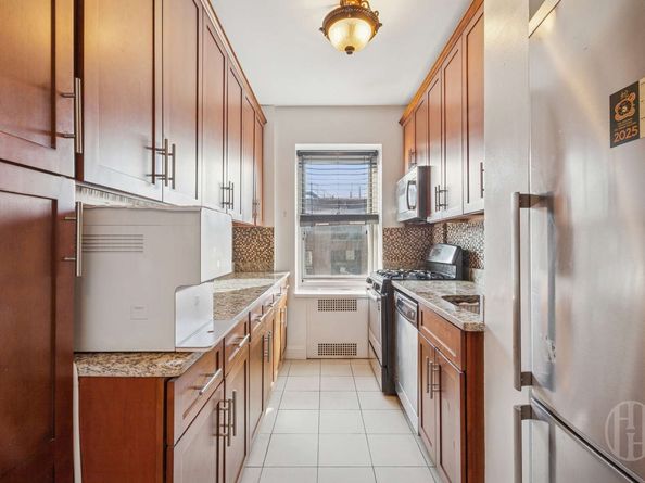 63-33 98th Place 6Q, Queens NY 11374