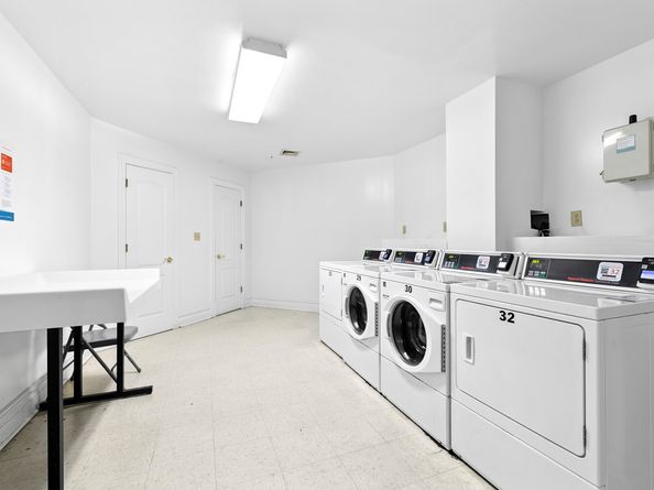 19-19 24th Avenue 102, Queens NY 11102