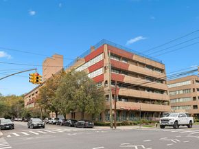 19-19 24th Avenue 102, Queens NY 11102