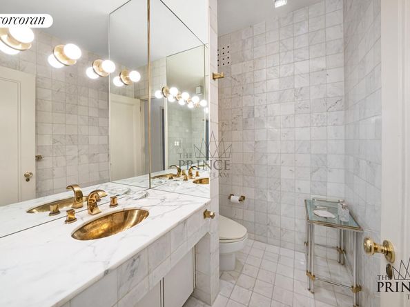 480 Park Avenue 8A, New York NY 10022