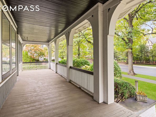 1917 Ditmas Avenue, Brooklyn NY 11226