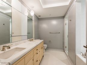 21 East 61st Street 5F, New York NY 10065