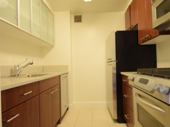 215-217 East 96th Street 29K, New York NY 10128