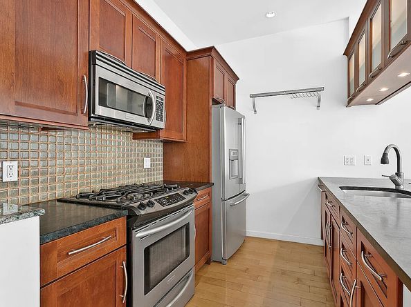 486 3rd Street 2, Brooklyn NY 11215