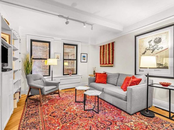 1230 Park Avenue 6A, New York NY 10128