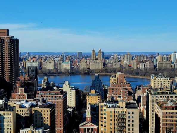 1623 3rd Avenue 40K, New York NY 10128