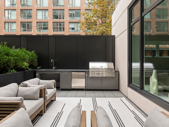 450 Washington Street TH5, New York NY 10013