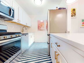 31 Nagle Avenue 3L, New York NY 10040