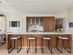 100 Barclay Street 17L, New York NY 10007