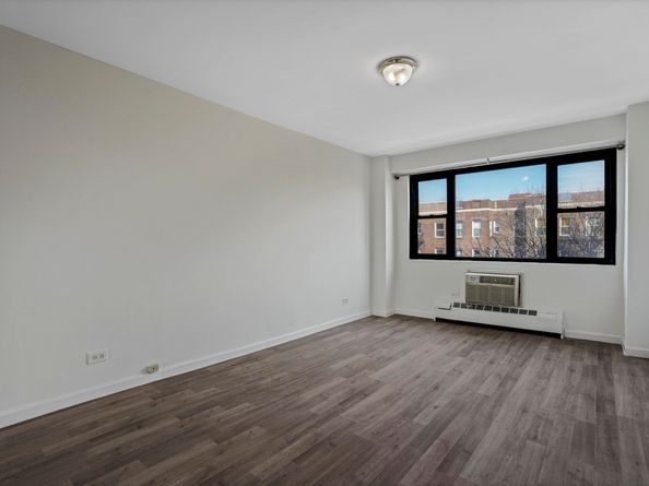 83-60 118th Street 7K, Queens NY 11415