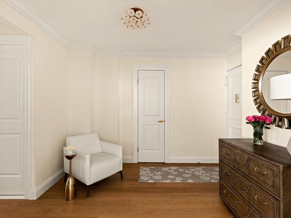 400 East 56th Street 11O, New York NY 10022