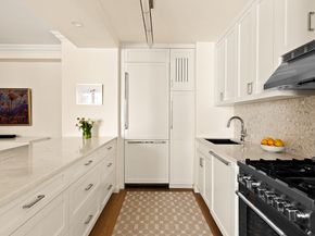 400 East 56th Street 11O, New York NY 10022