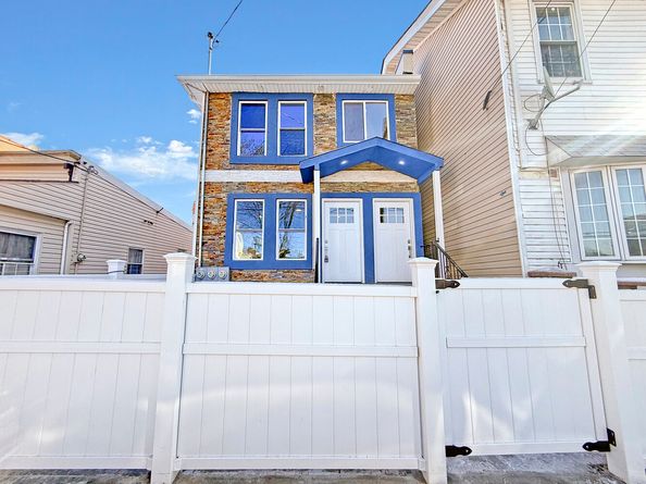 33 Hale Avenue, Brooklyn NY 11208