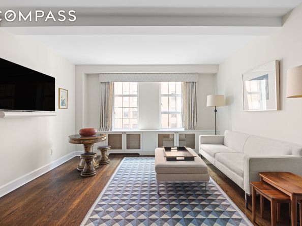 470 West 24th Street 9J, New York NY 10011