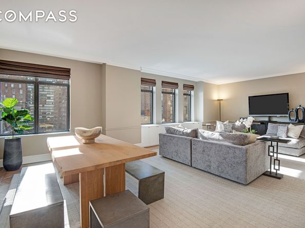 439 East 51st Street 8A, New York NY 10022