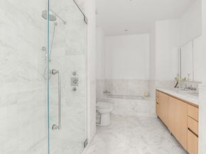 215 East 19th Street 12H, New York NY 10003