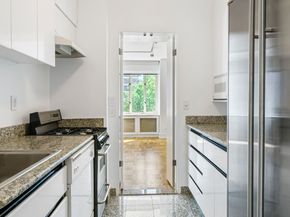 166 East 63rd Street 7A, New York NY 10065