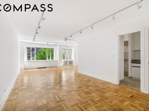 166 East 63rd Street 7A, New York NY 10065