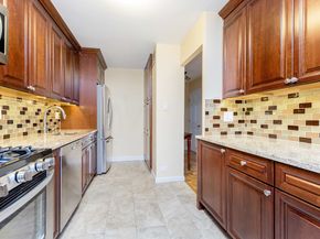 2500 Johnson Avenue 9P, Bronx NY 10463