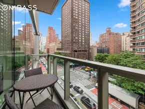 300 East 23rd Street 5B, New York NY 10010
